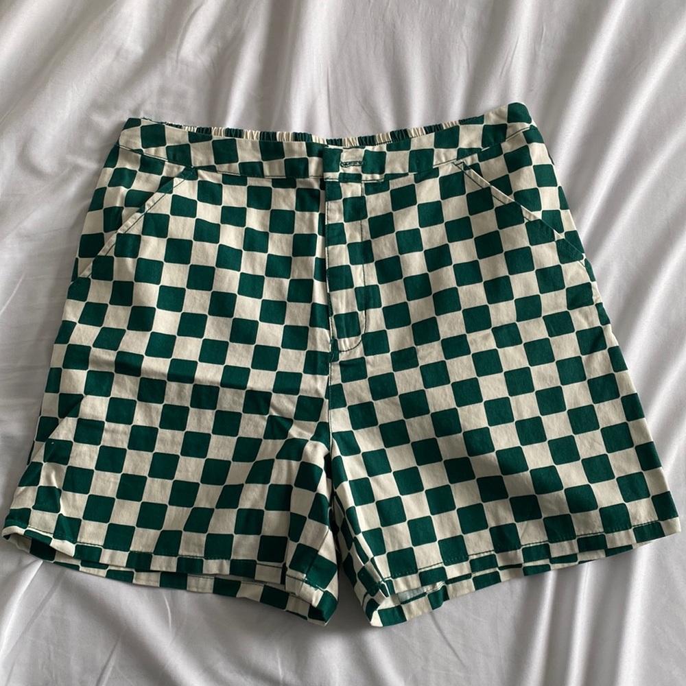 Wild fable Sz S green cream shorts